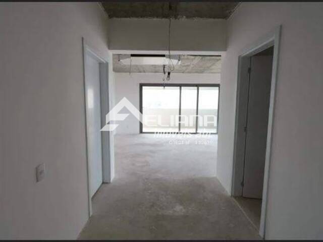 Apartamento para Venda em Santo André - 2