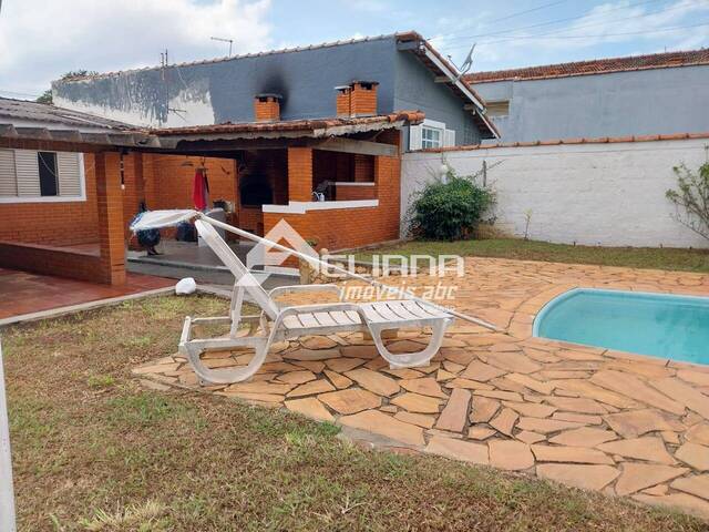 Casa para Venda em São Pedro - 4
