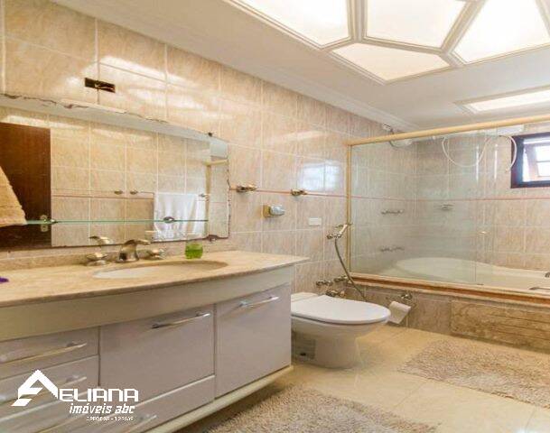 Sobrado para alugar com 3 quartos, 315m² - Foto 17