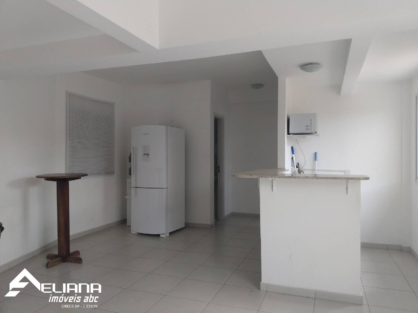 Apartamento para alugar com 2 quartos, 68m² - Foto 36