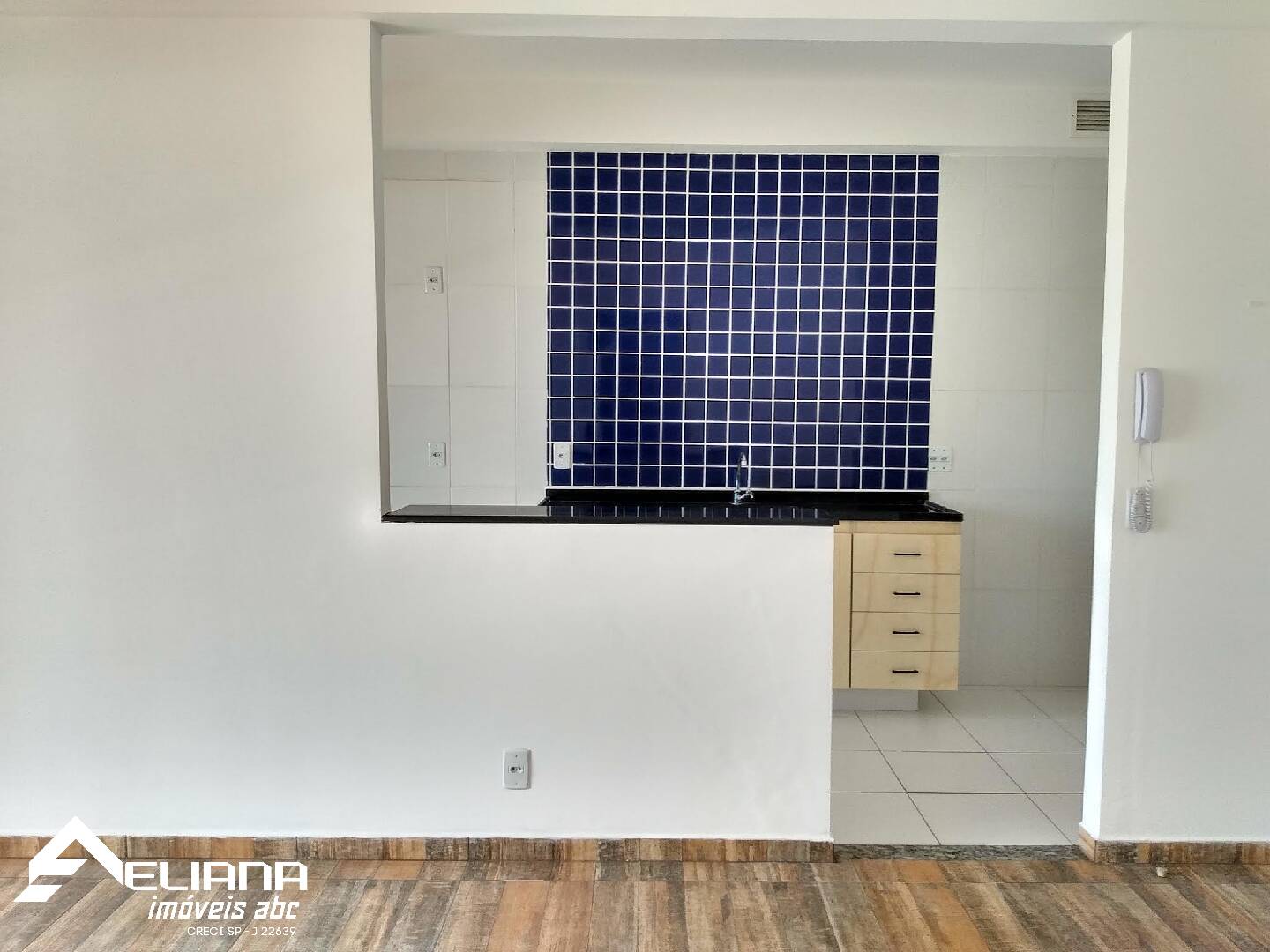 Apartamento para alugar com 2 quartos, 68m² - Foto 7