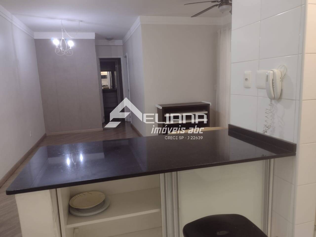 Apartamento para alugar com 2 quartos, 71m² - Foto 8