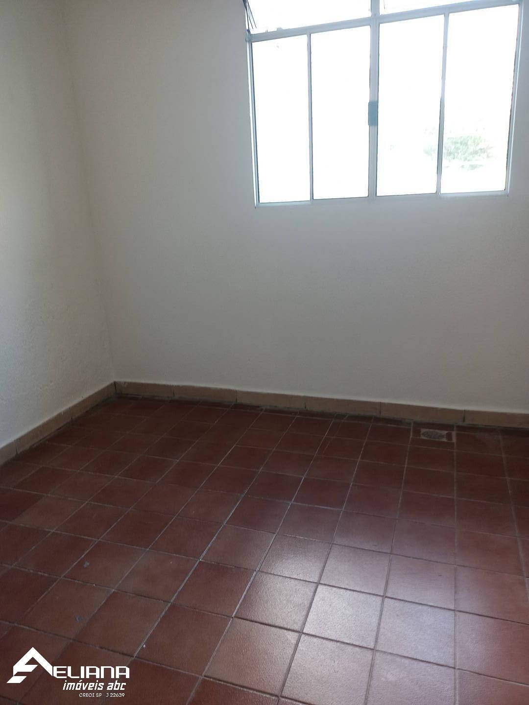 Casa para alugar com 1 quarto, 80m² - Foto 9