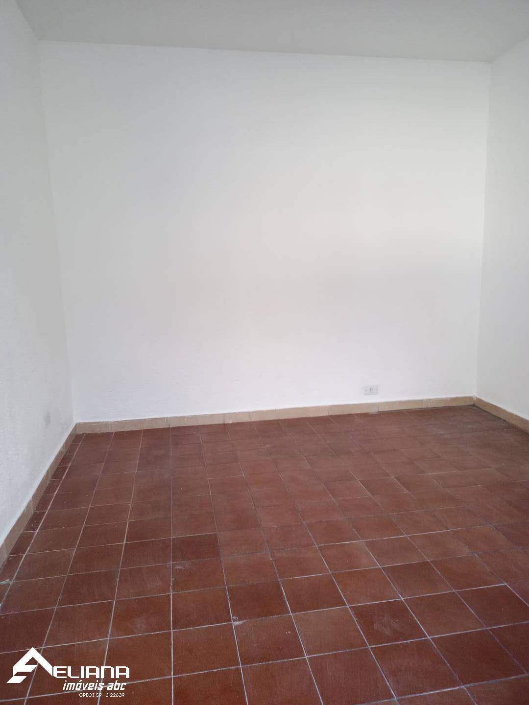 Casa para alugar com 1 quarto, 80m² - Foto 10