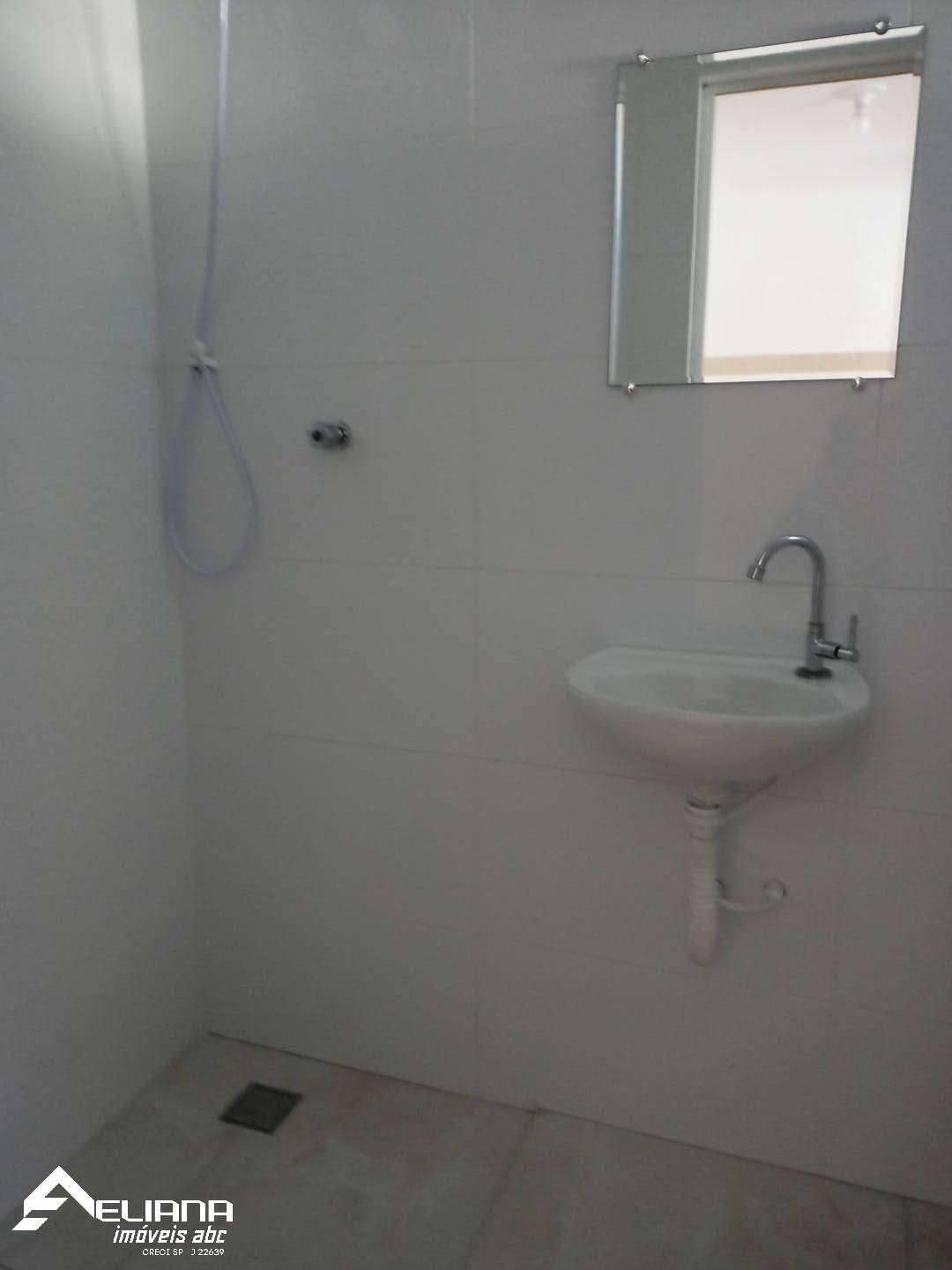 Casa para alugar com 1 quarto, 80m² - Foto 14