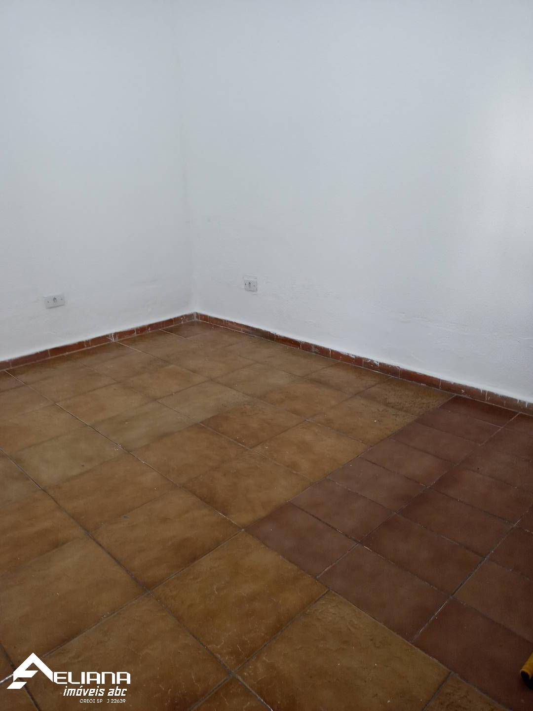 Casa para alugar com 1 quarto, 80m² - Foto 20