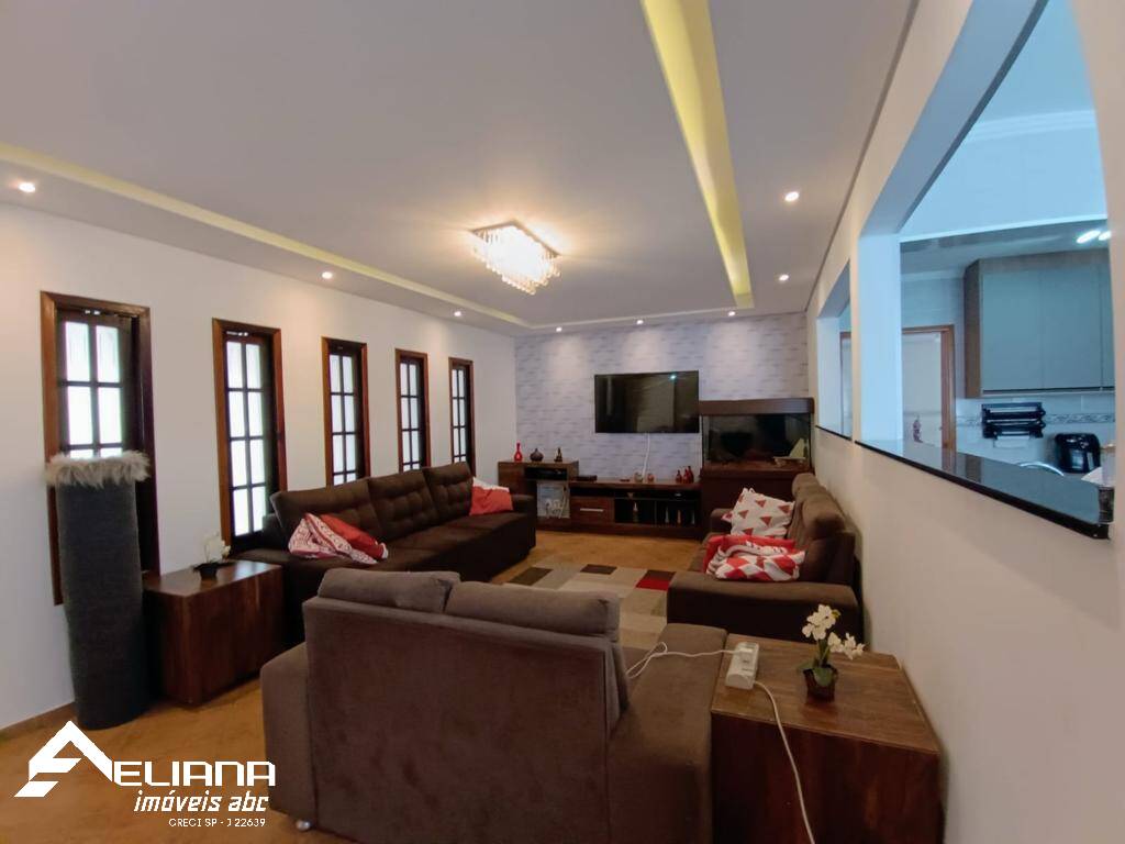 Casa à venda com 3 quartos, 240m² - Foto 6