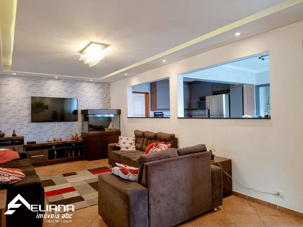 Casa à venda com 3 quartos, 240m² - Foto 7