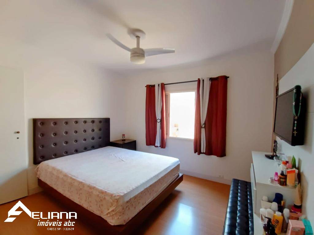 Casa à venda com 3 quartos, 240m² - Foto 11