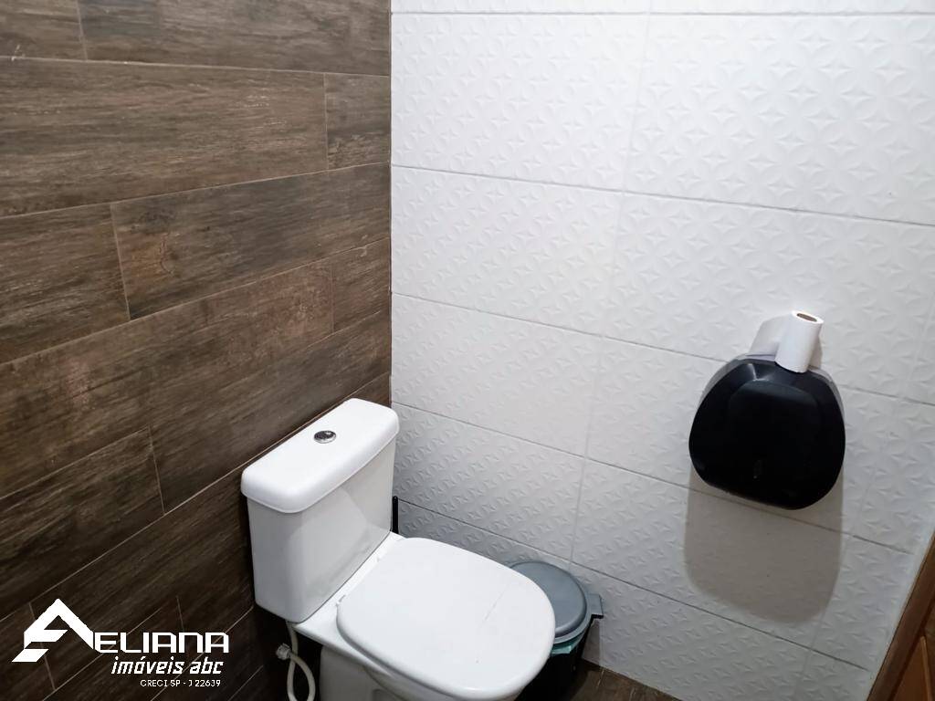 Casa à venda com 3 quartos, 240m² - Foto 15