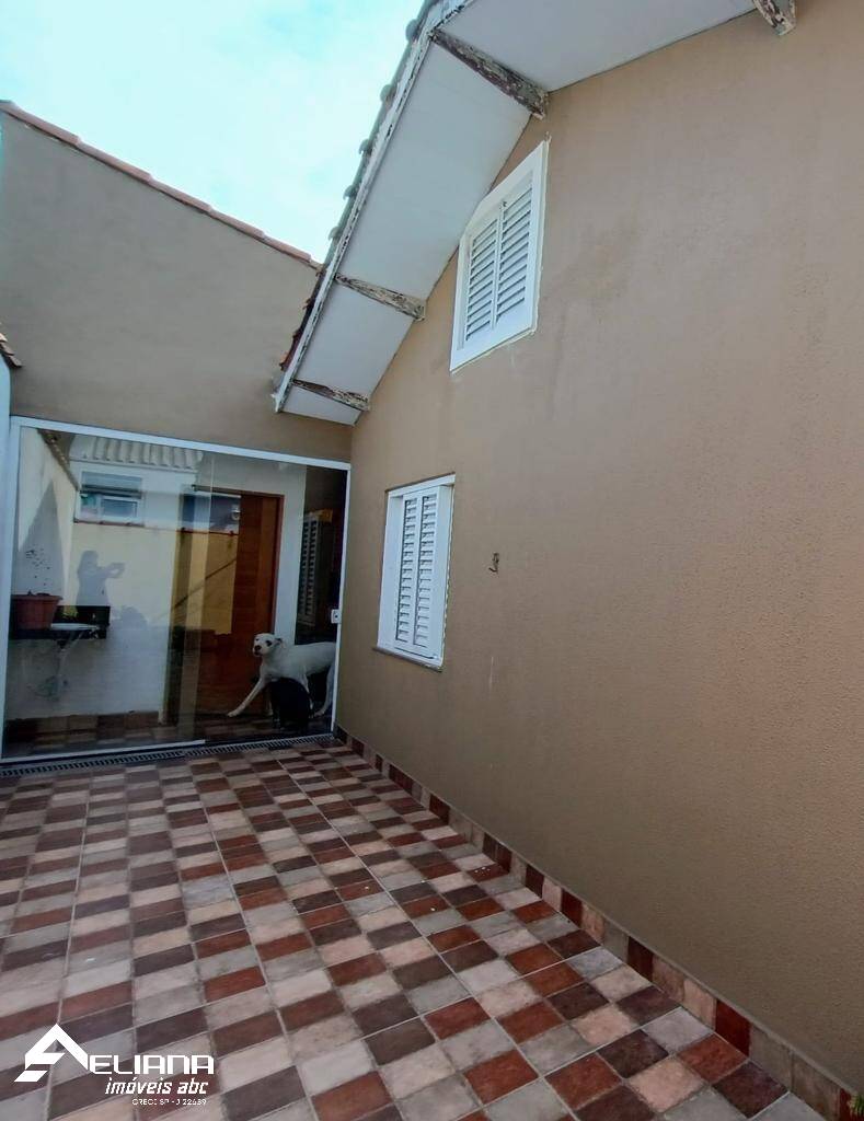 Casa à venda com 3 quartos, 240m² - Foto 26