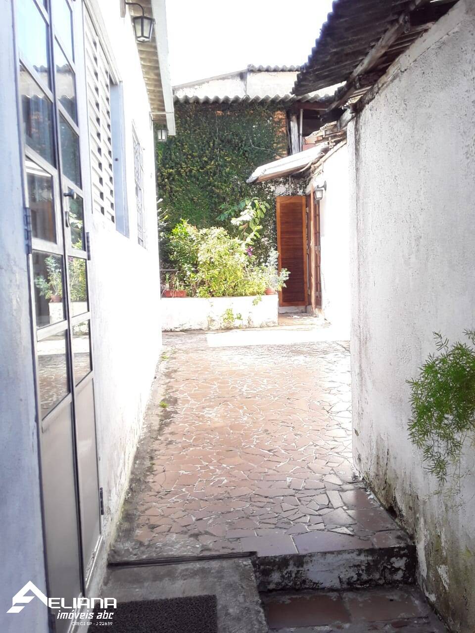Casa à venda com 2 quartos, 160m² - Foto 6