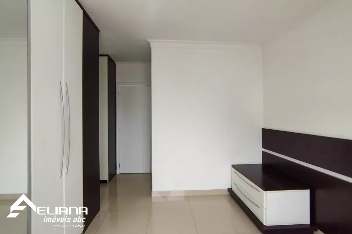 Apartamento para alugar com 3 quartos, 123m² - Foto 8