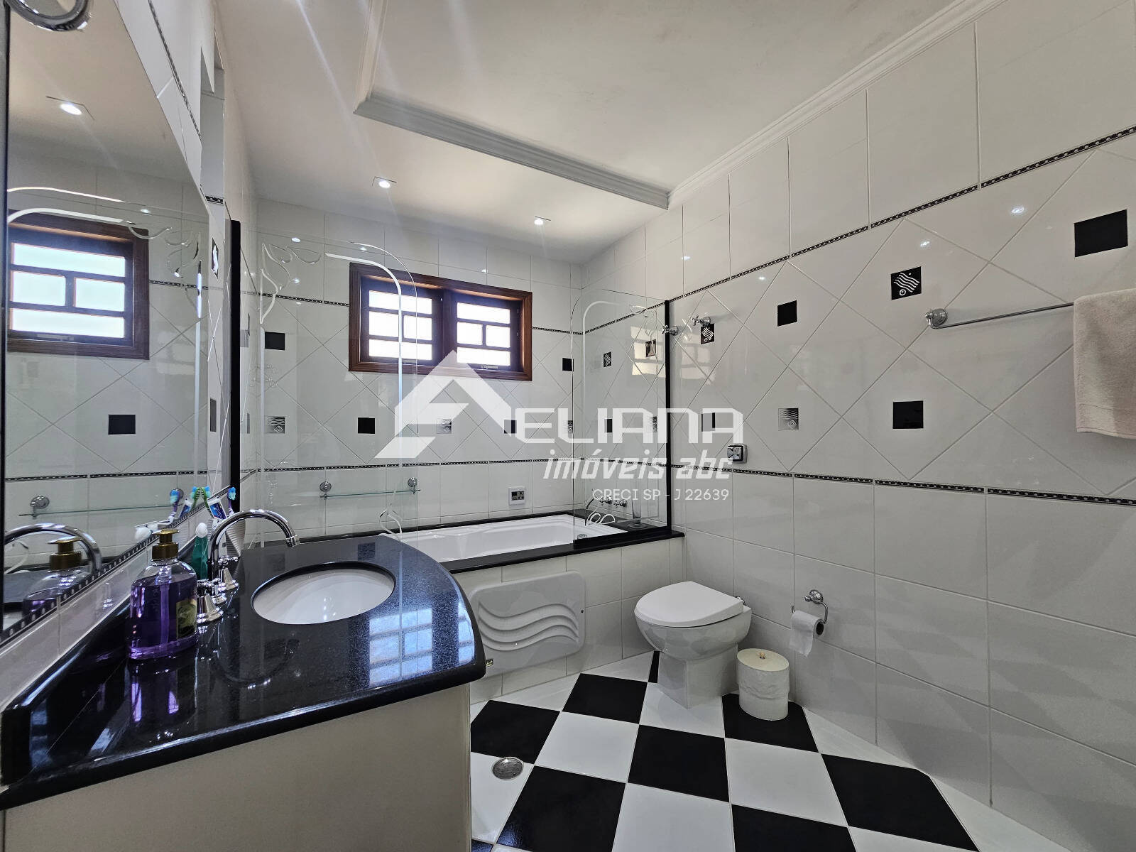 Sobrado, 3 quartos, 300 m² - Foto 17