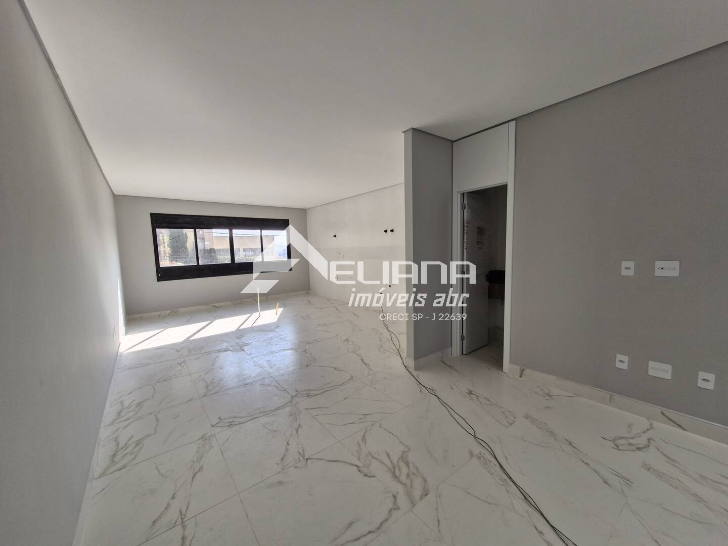 Casa à venda com 3 quartos, 174m² - Foto 3