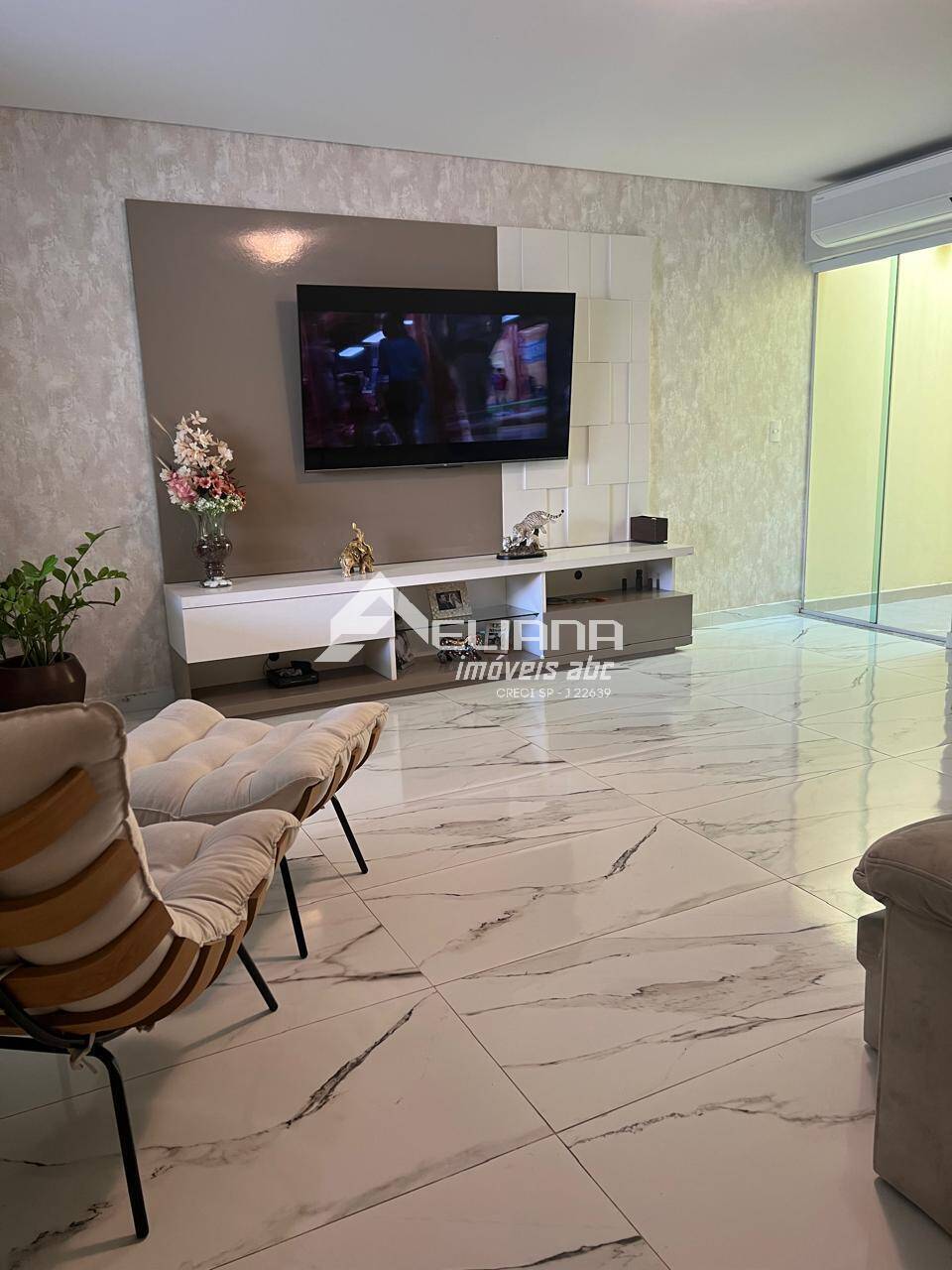 Sobrado, 3 quartos, 164 m² - Foto 2