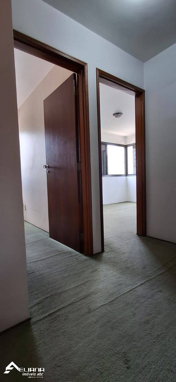 Apartamento à venda com 4 quartos, 140m² - Foto 16