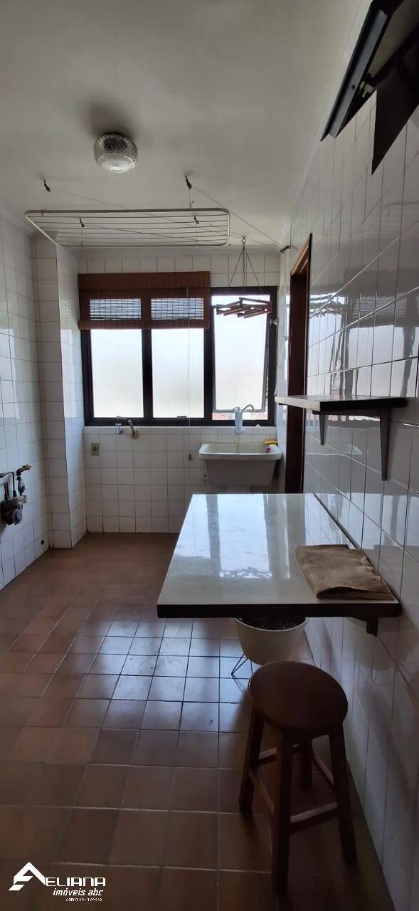 Apartamento à venda com 4 quartos, 140m² - Foto 14
