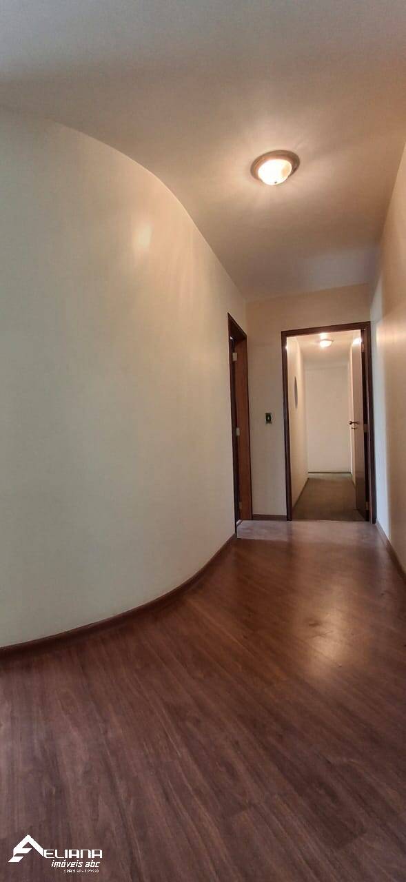 Apartamento à venda com 4 quartos, 140m² - Foto 18