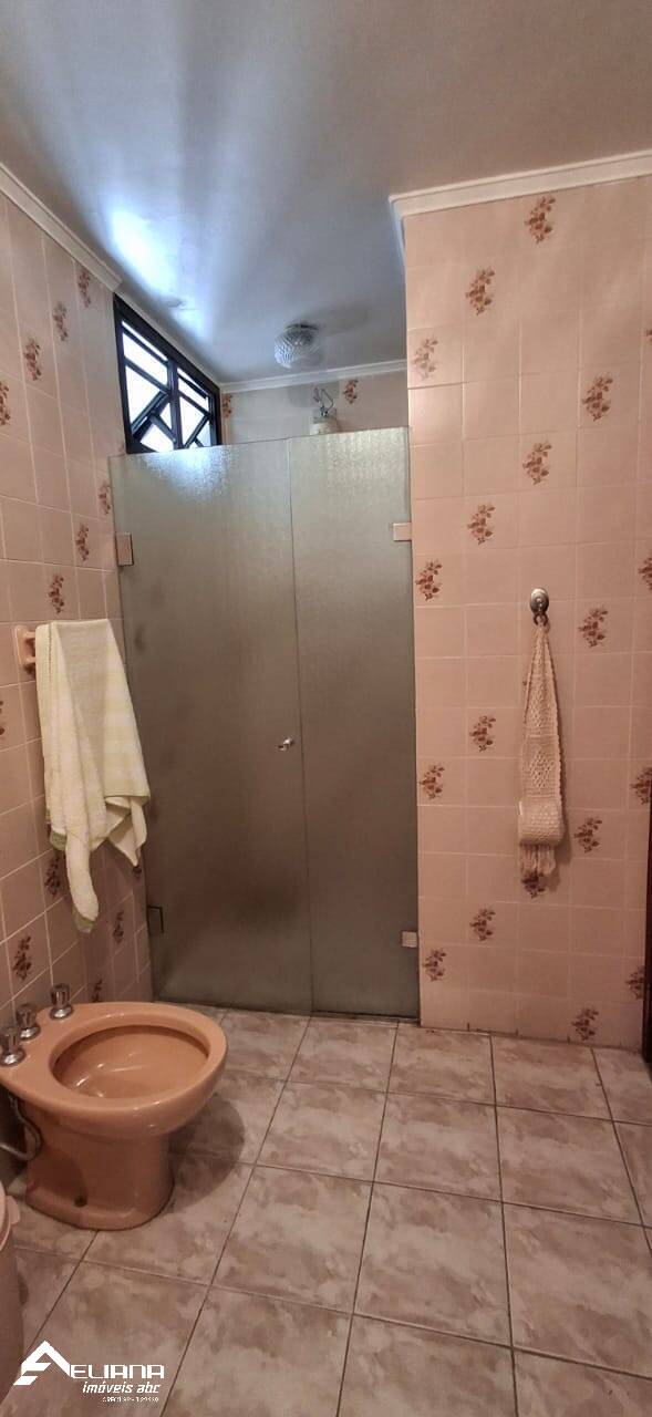 Apartamento à venda com 4 quartos, 140m² - Foto 13