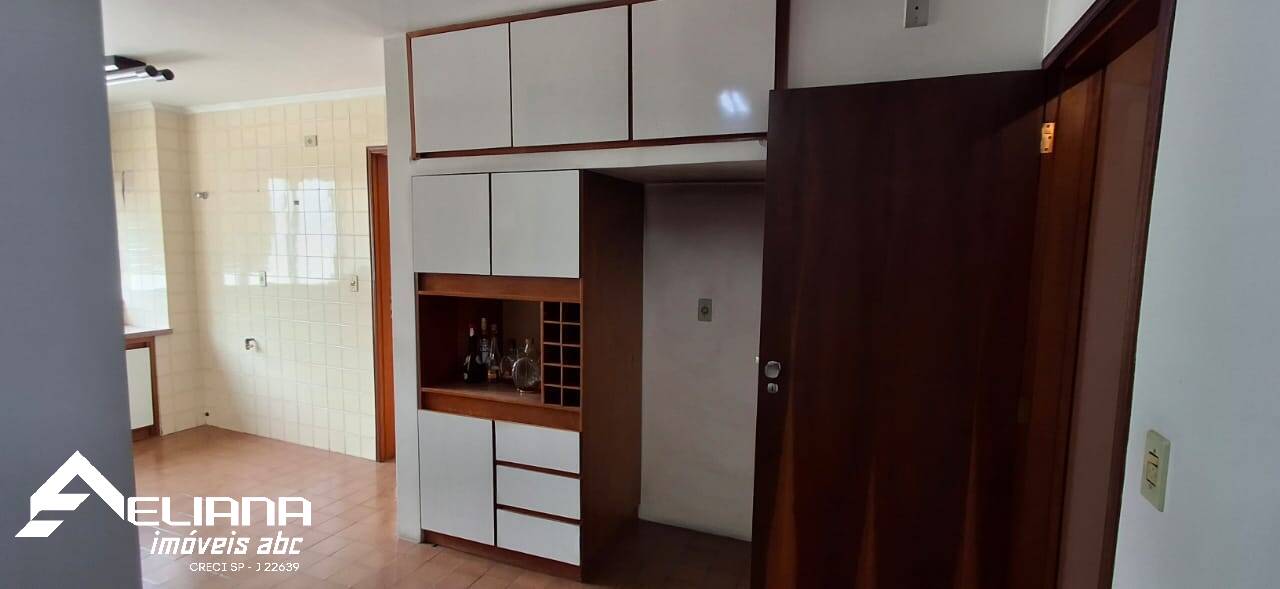 Apartamento à venda com 4 quartos, 140m² - Foto 9