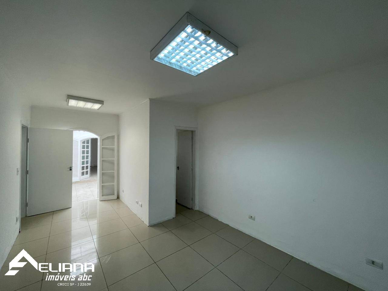 Casa, 4 quartos, 272 m² - Foto 27