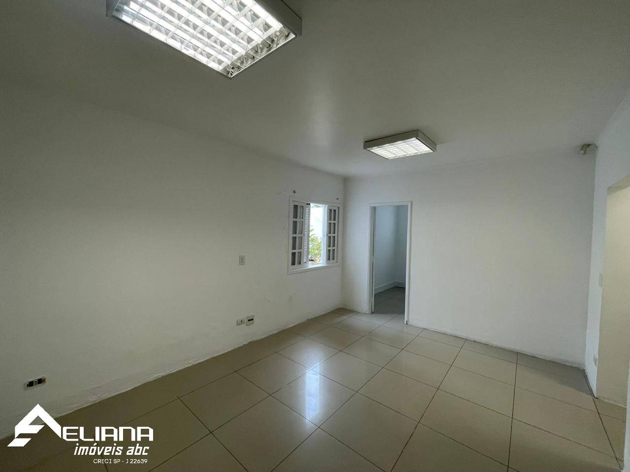 Casa, 4 quartos, 272 m² - Foto 33