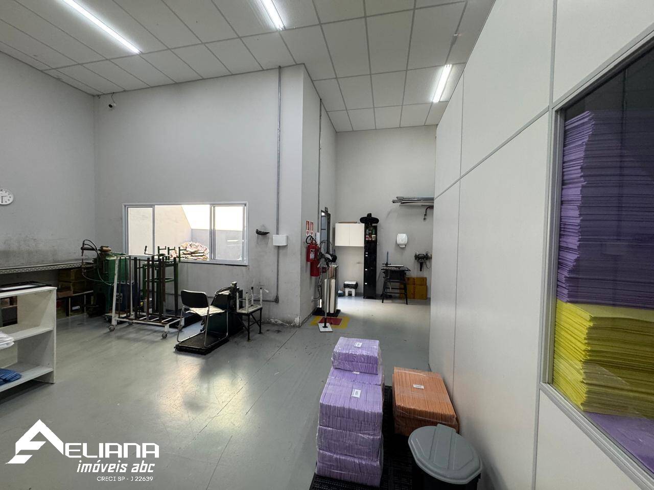 Depósito-Galpão-Armazém para alugar, 500m² - Foto 4