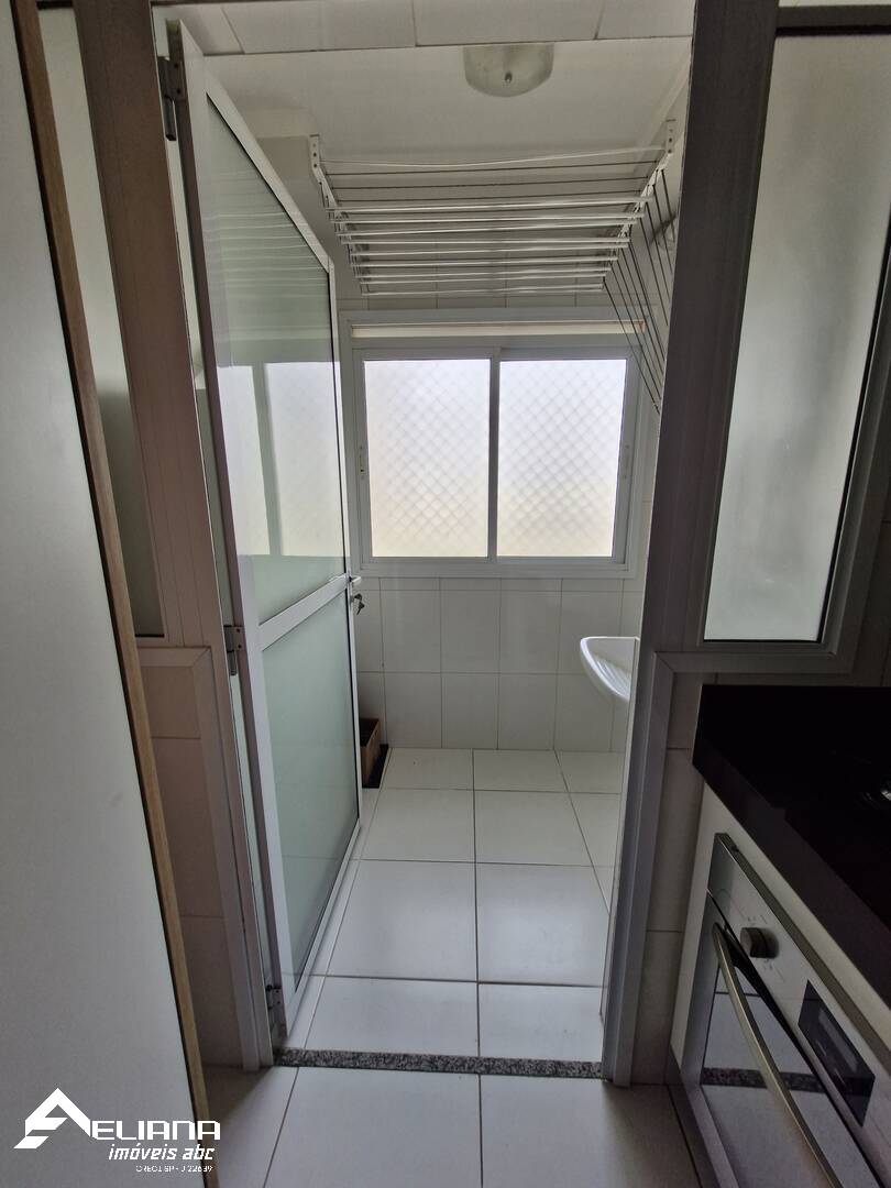 Apartamento à venda com 2 quartos, 66m² - Foto 11