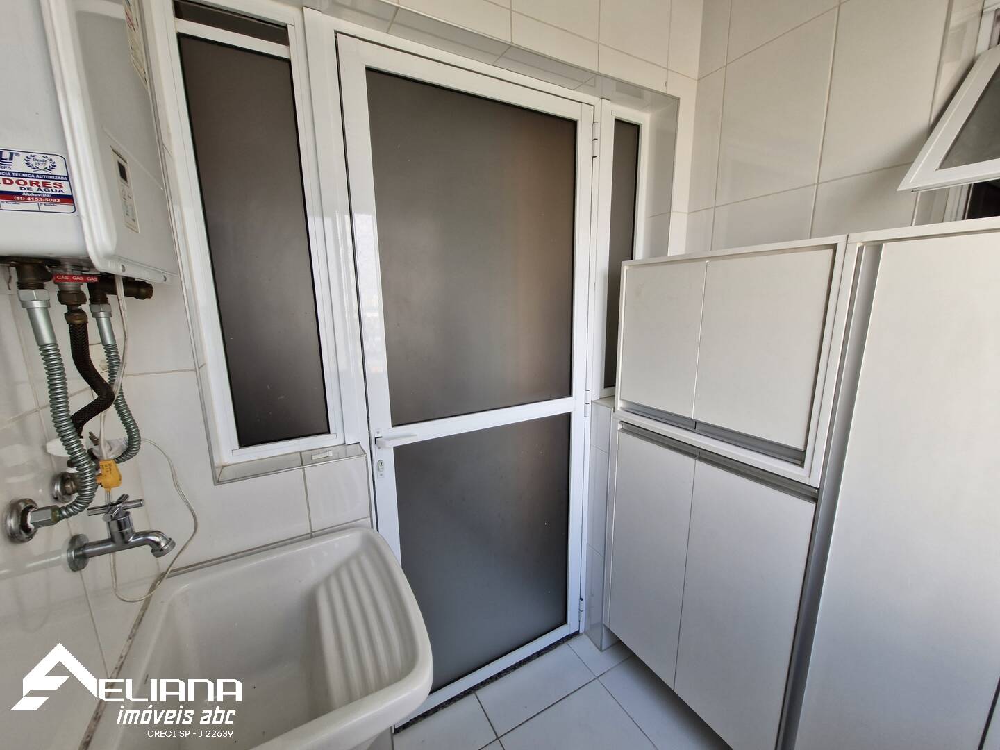 Apartamento à venda com 2 quartos, 66m² - Foto 13