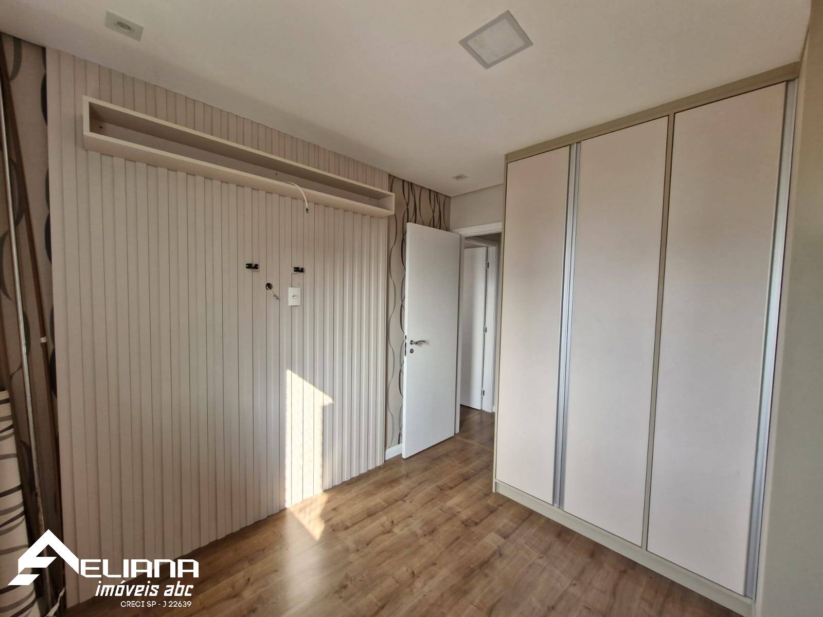 Apartamento à venda com 2 quartos, 66m² - Foto 15