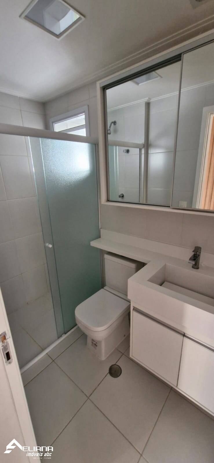 Apartamento à venda com 2 quartos, 66m² - Foto 17