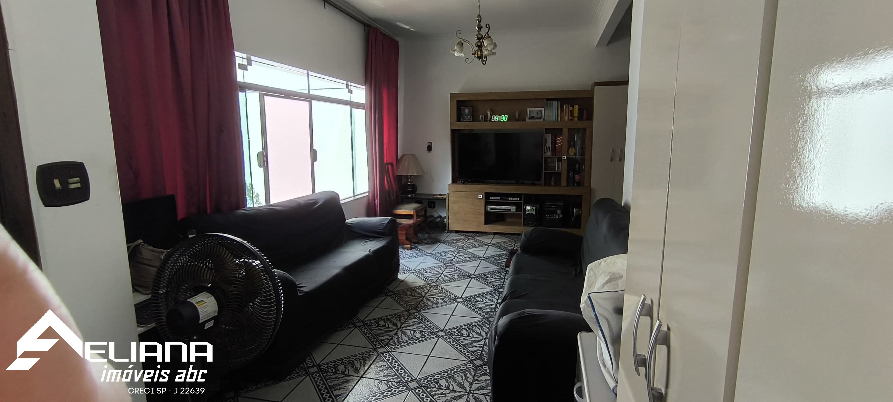 Casa, 2 quartos, 179 m² - Foto 1