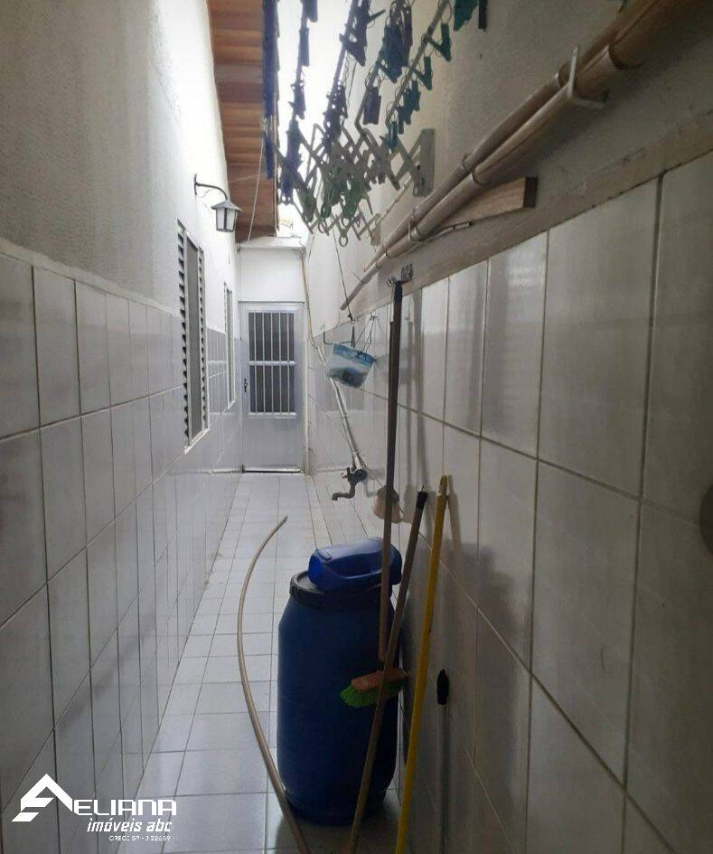 Casa à venda com 3 quartos, 146m² - Foto 12