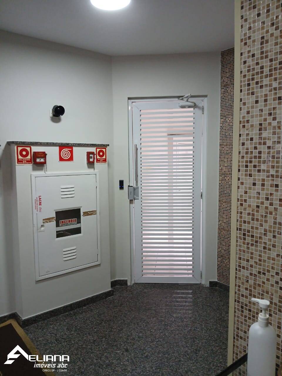 Apartamento à venda com 1 quarto, 47m² - Foto 11