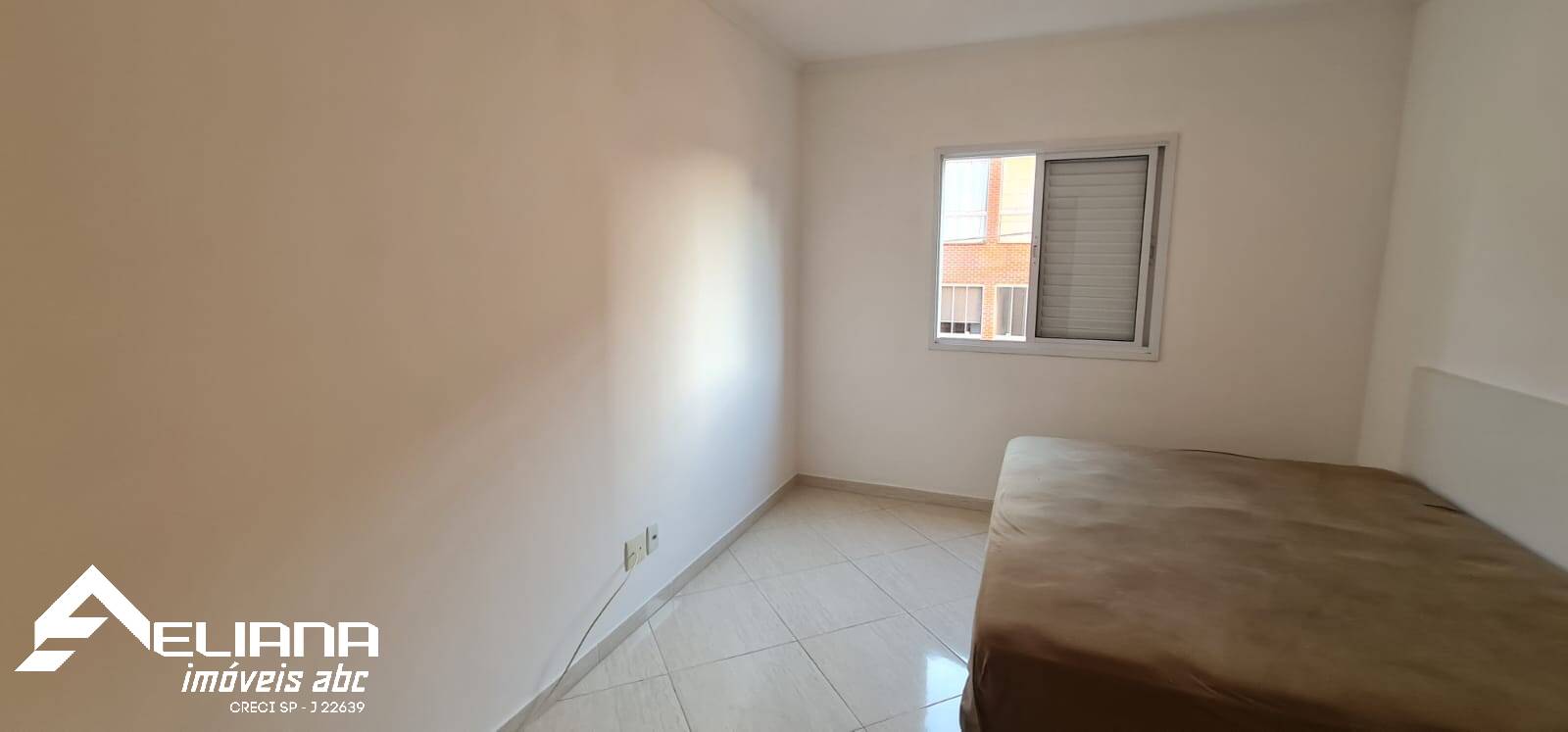 Apartamento à venda com 2 quartos, 70m² - Foto 14