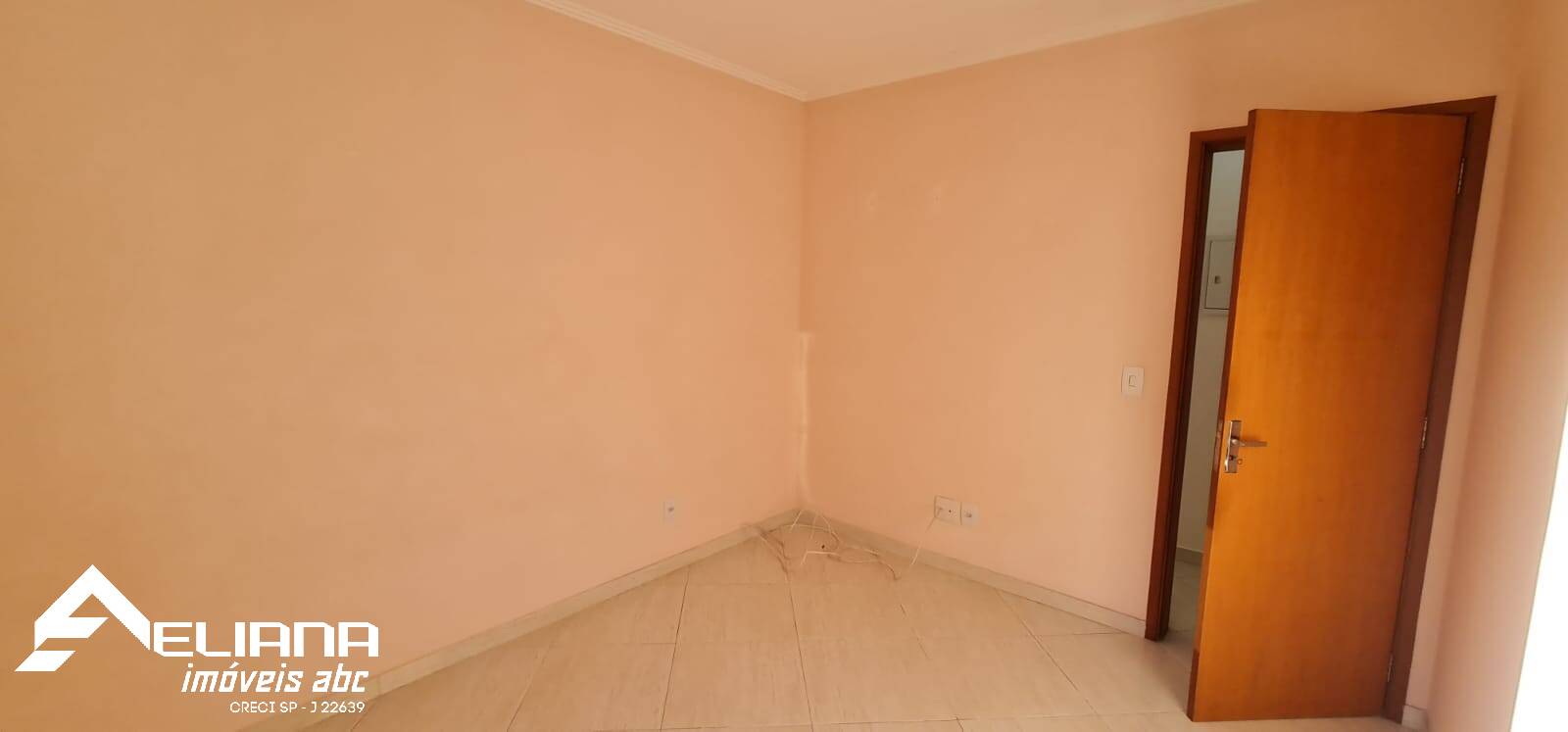 Apartamento à venda com 2 quartos, 70m² - Foto 18