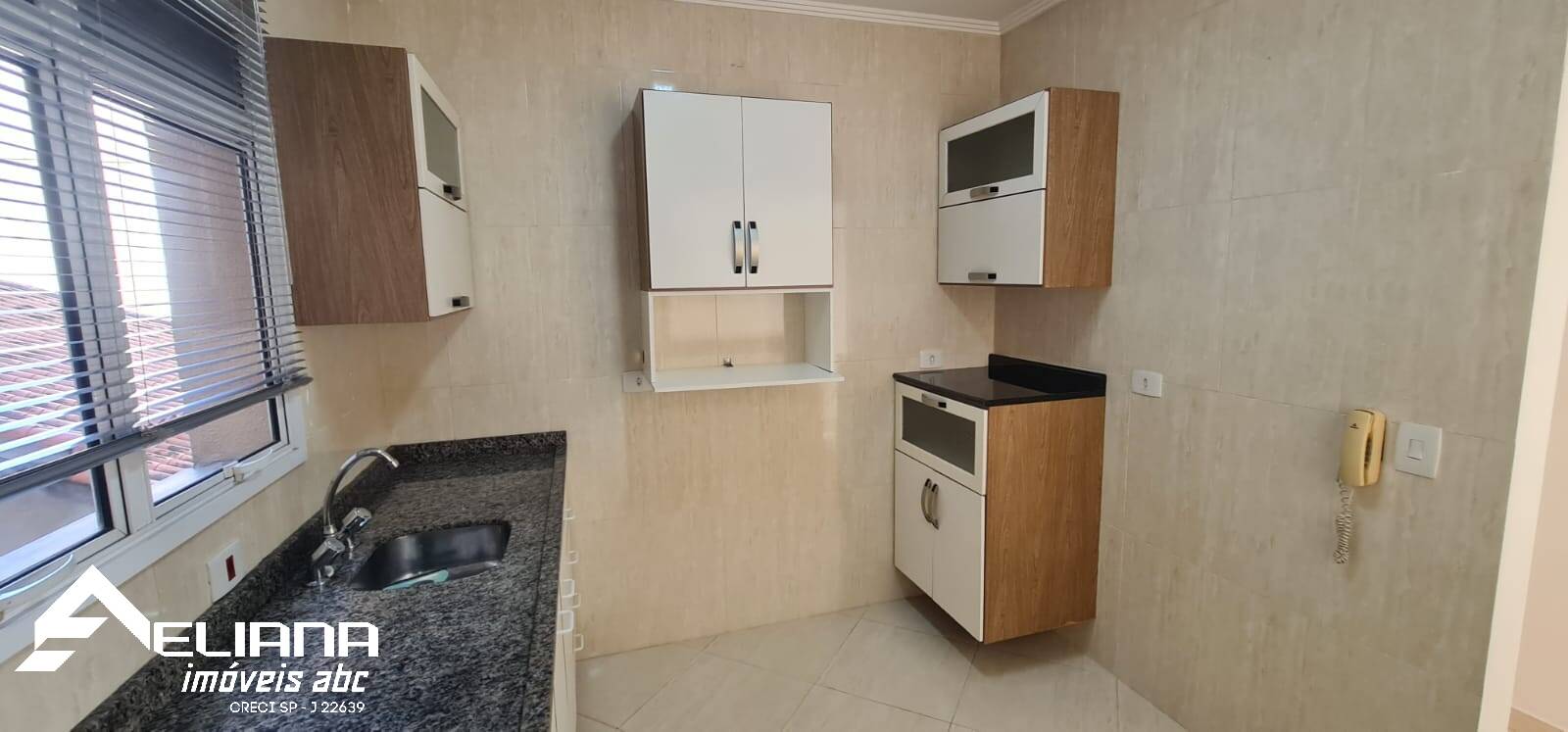 Apartamento à venda com 2 quartos, 70m² - Foto 9
