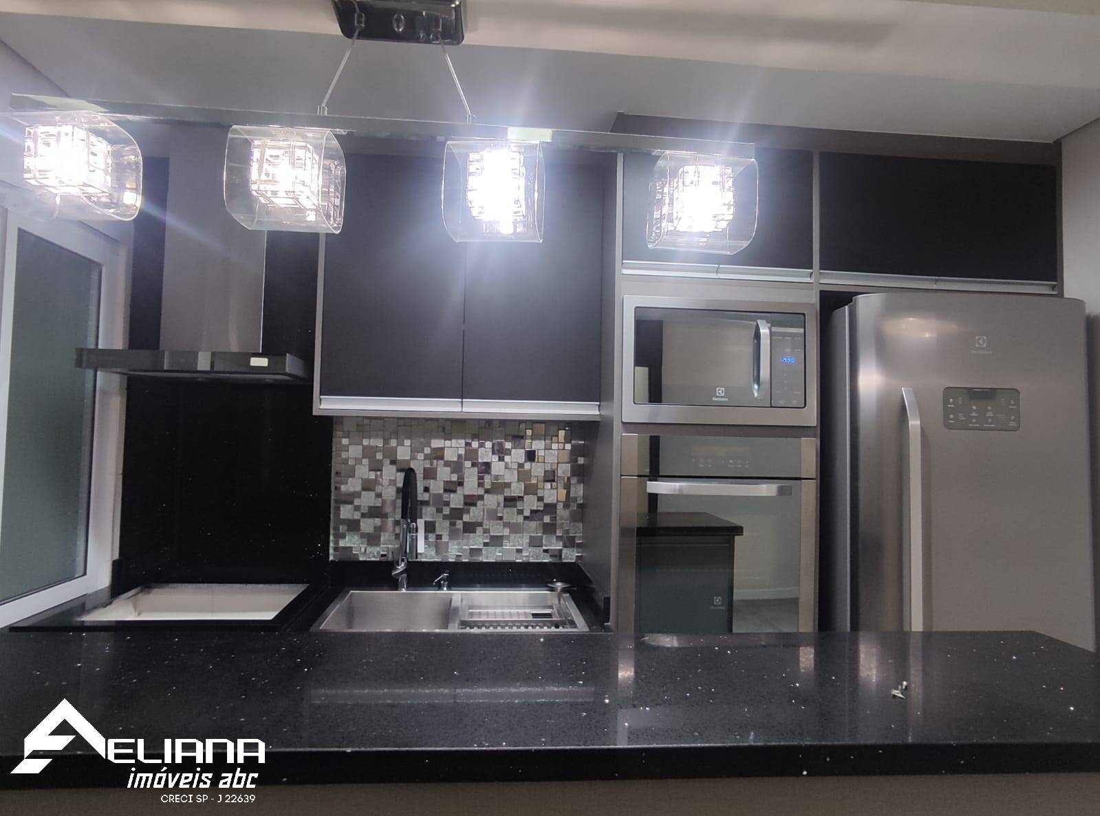 Apartamento à venda com 2 quartos, 90m² - Foto 4