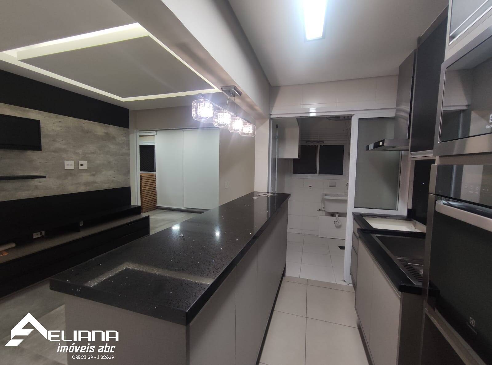 Apartamento à venda com 2 quartos, 90m² - Foto 3
