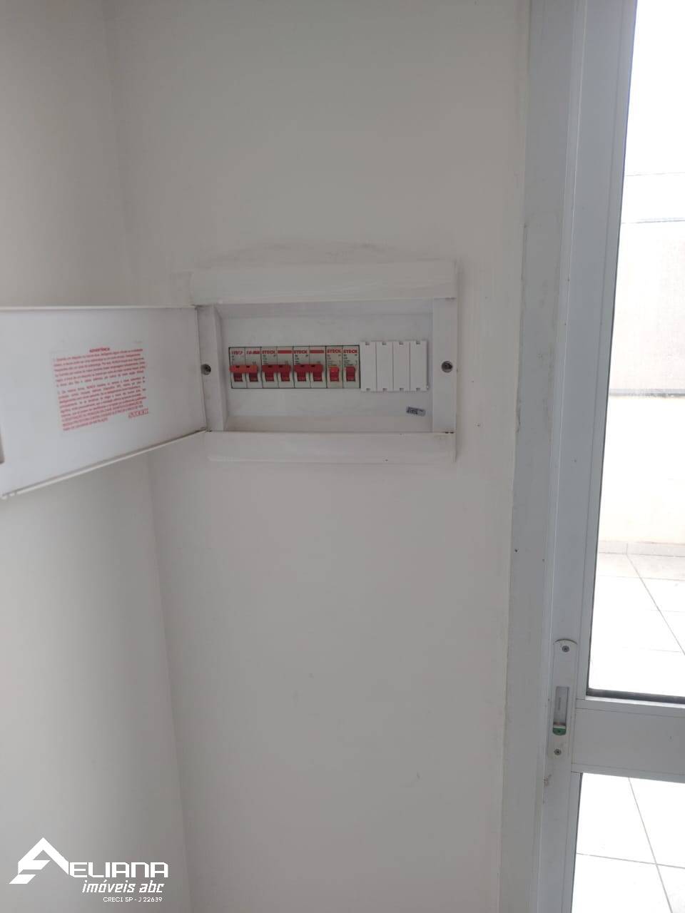 Cobertura à venda com 2 quartos, 120m² - Foto 8