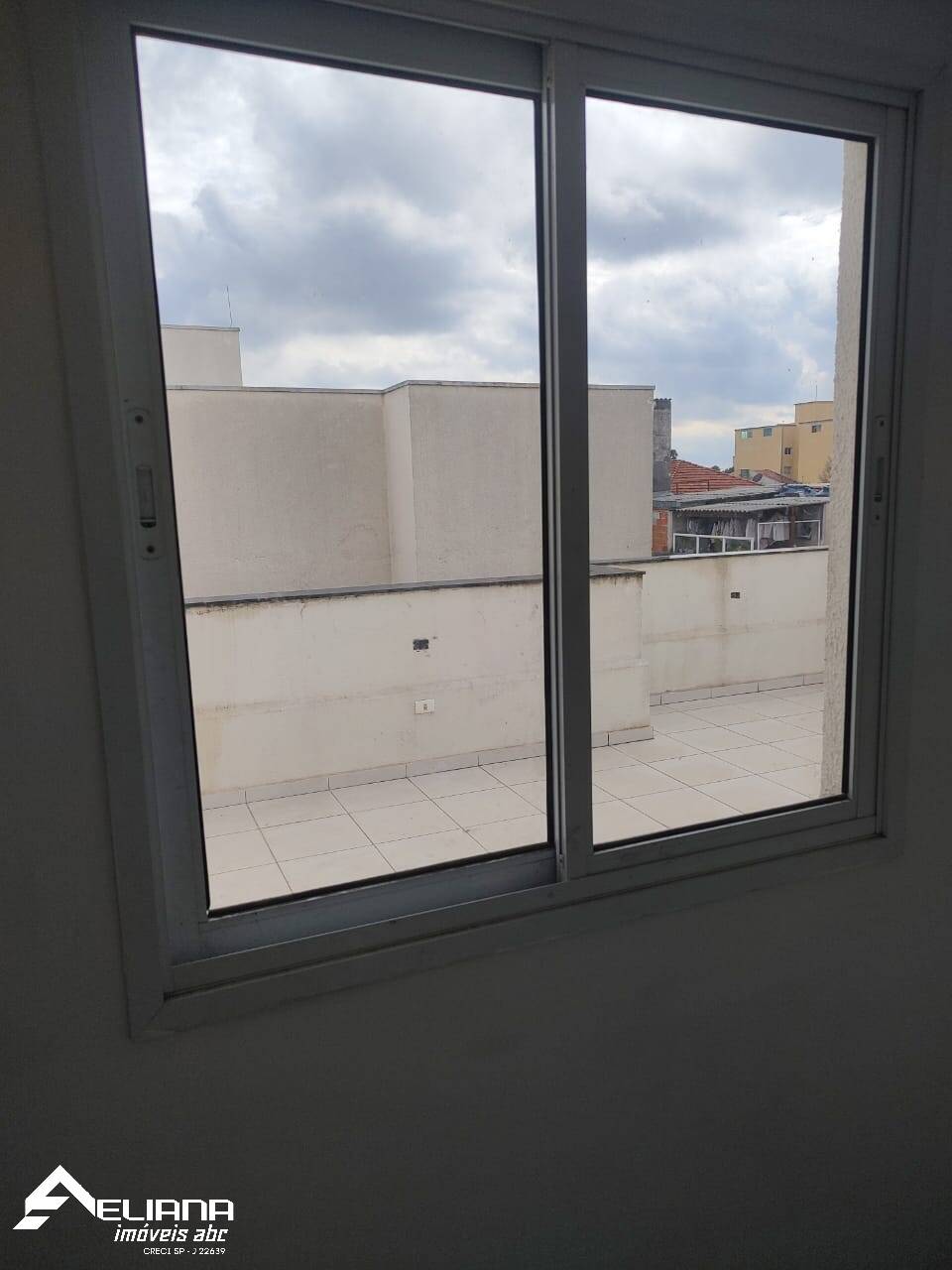 Cobertura à venda com 2 quartos, 120m² - Foto 4