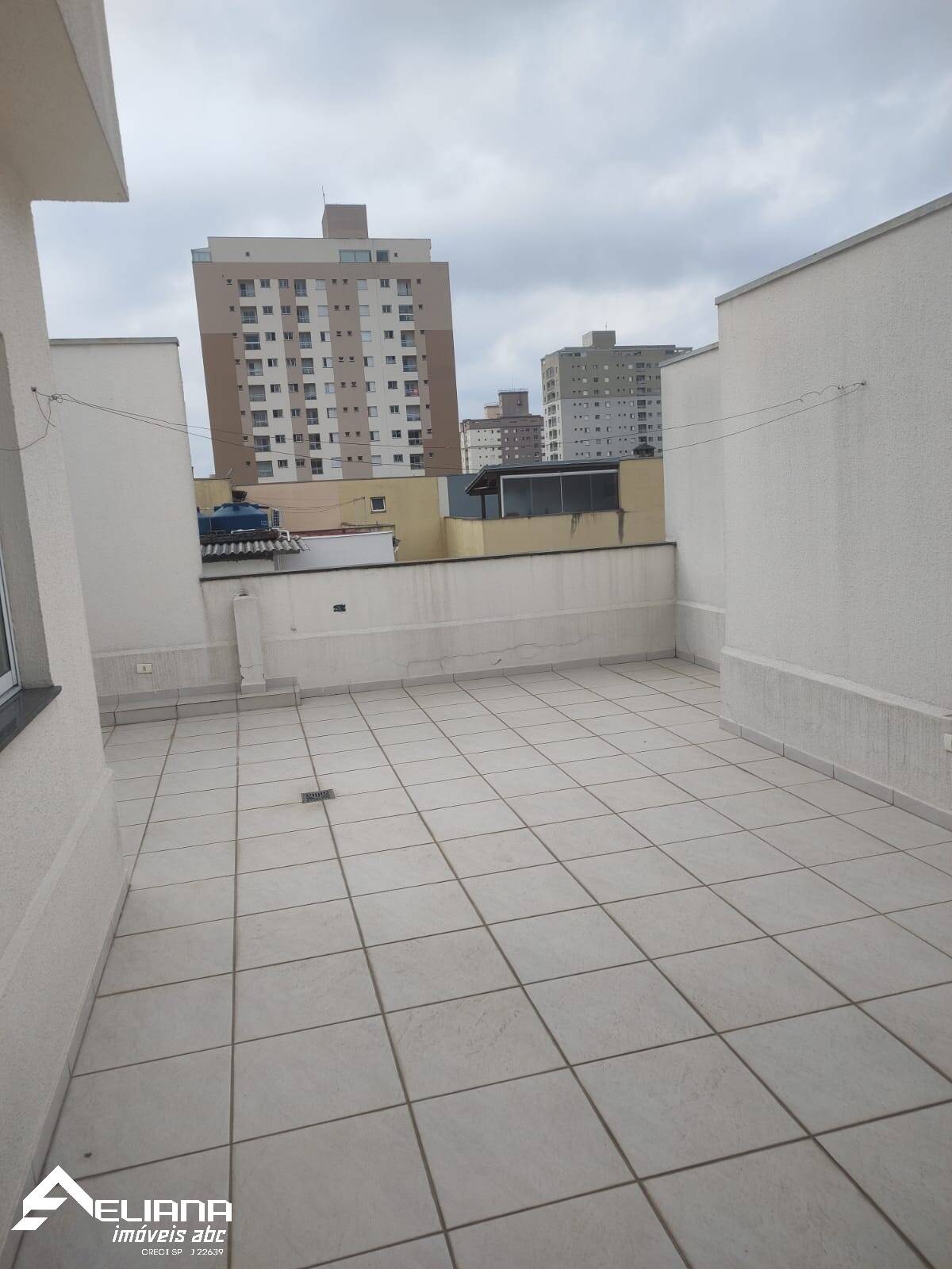 Cobertura à venda com 2 quartos, 120m² - Foto 8