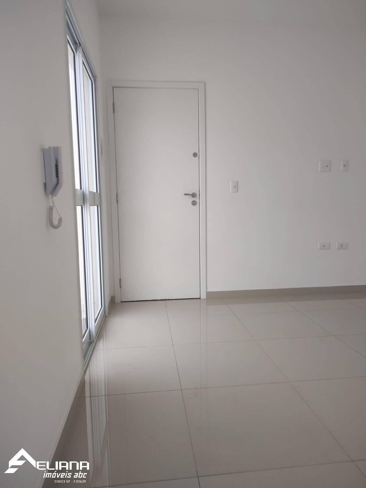 Cobertura à venda com 2 quartos, 120m² - Foto 13
