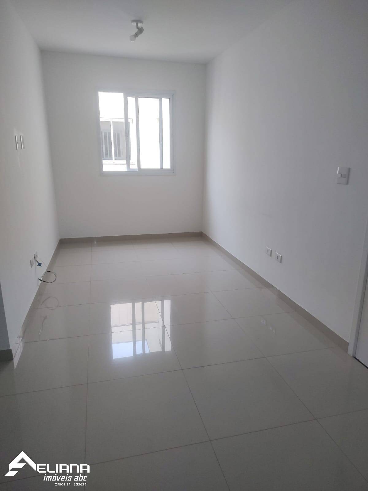 Cobertura à venda com 2 quartos, 120m² - Foto 1