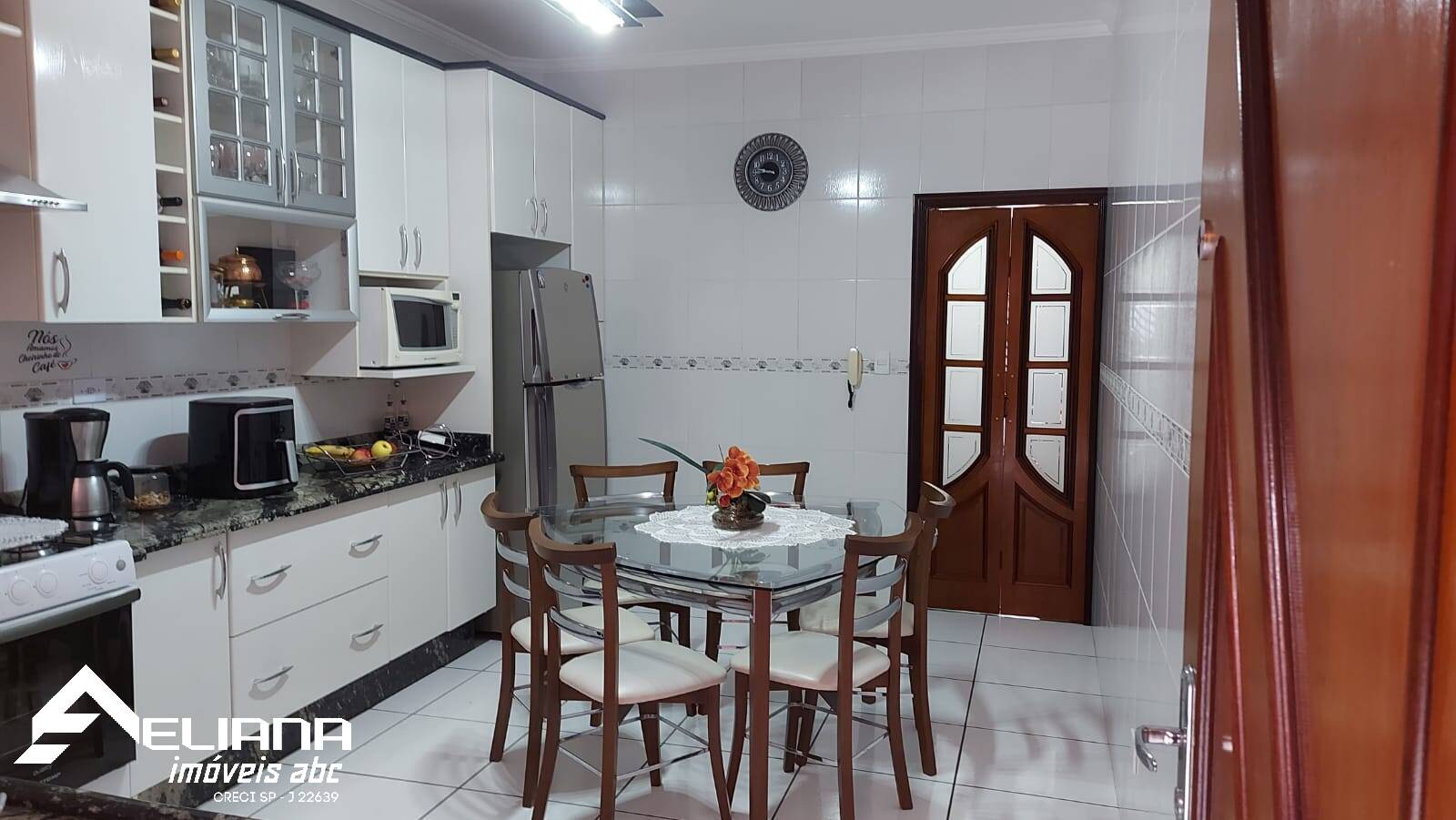 Sobrado à venda com 3 quartos, 151m² - Foto 1