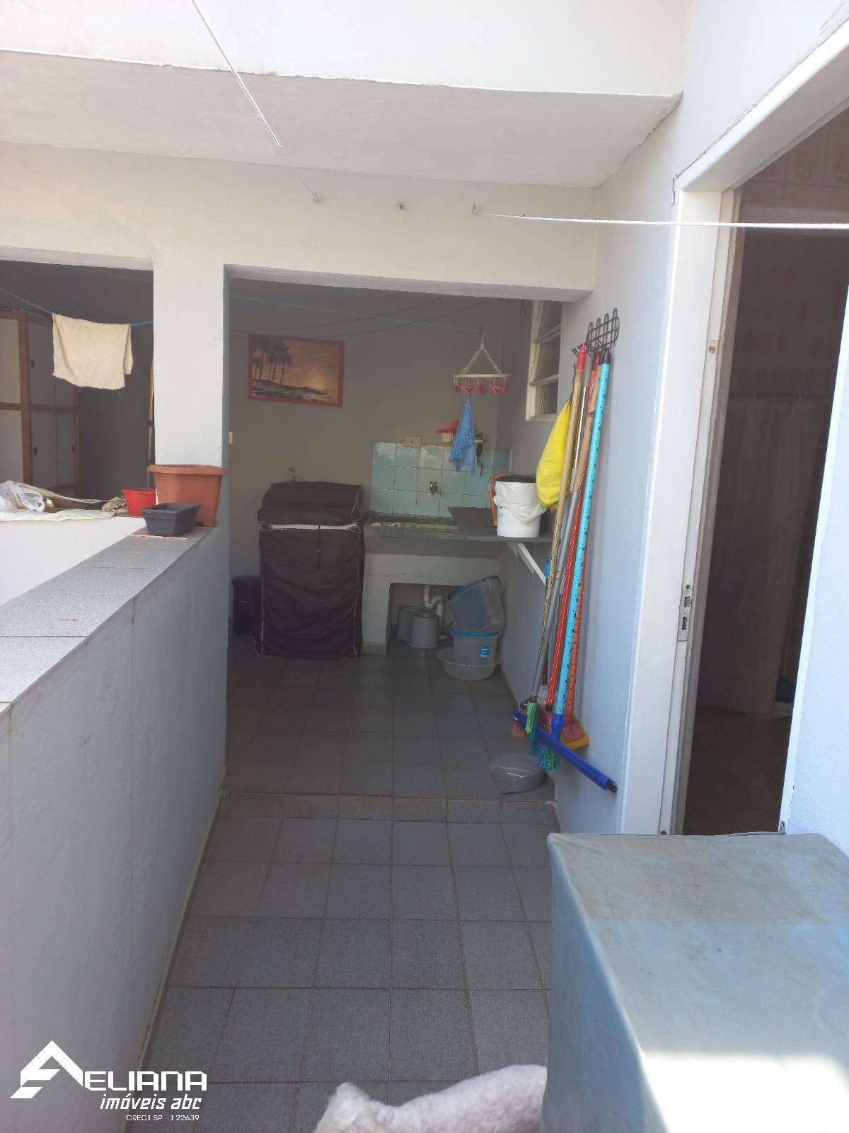 Casa à venda com 2 quartos, 170m² - Foto 3