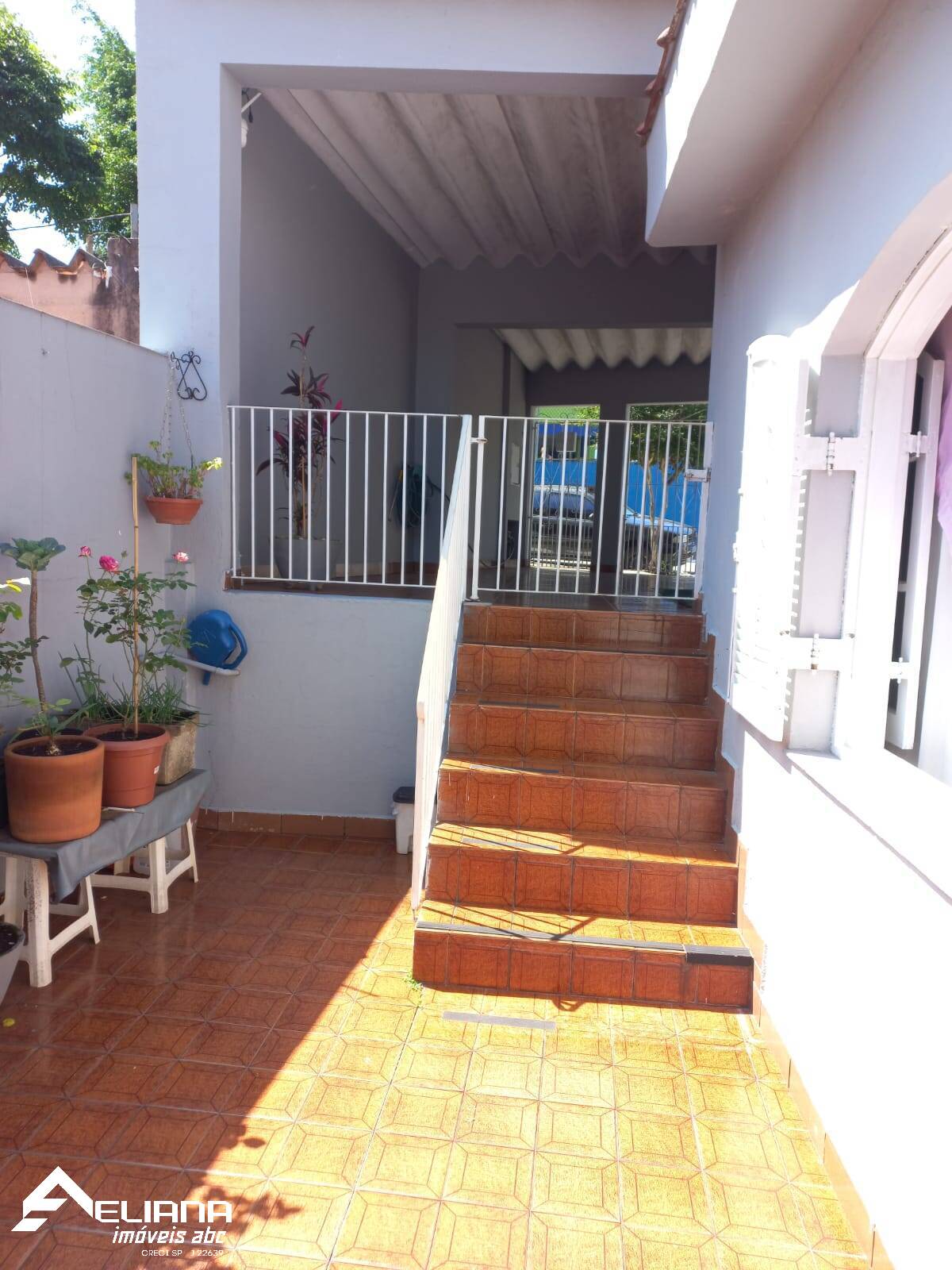 Casa à venda com 2 quartos, 170m² - Foto 4
