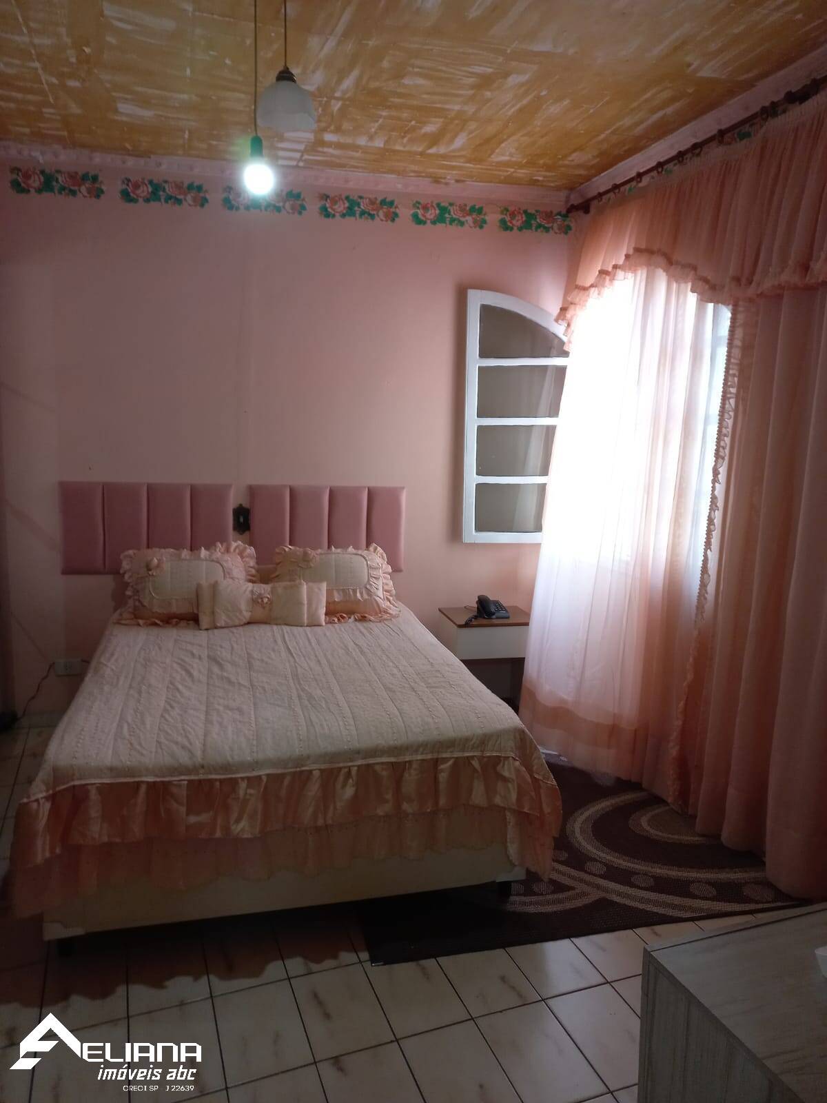 Casa à venda com 2 quartos, 170m² - Foto 17