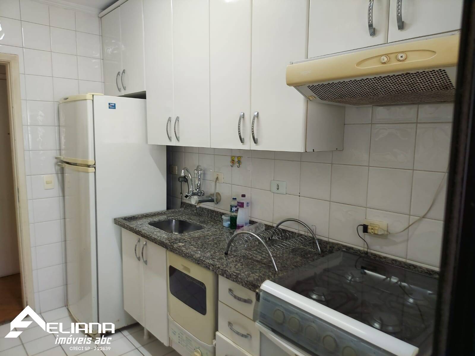 Apartamento à venda com 2 quartos, 62m² - Foto 6